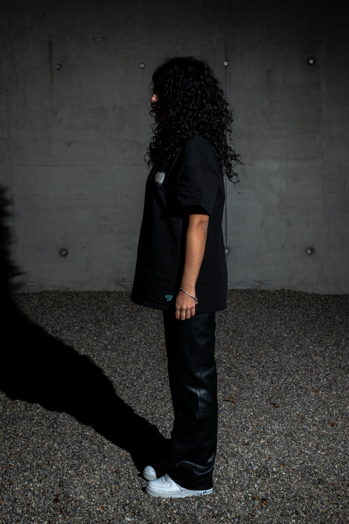 Oversized Streetwear T-Shirt – FRONT ROW TEE BLACK | 100% Baumwolle